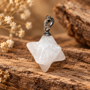 Pendule Merkaba en cristal de roche blanc translucide